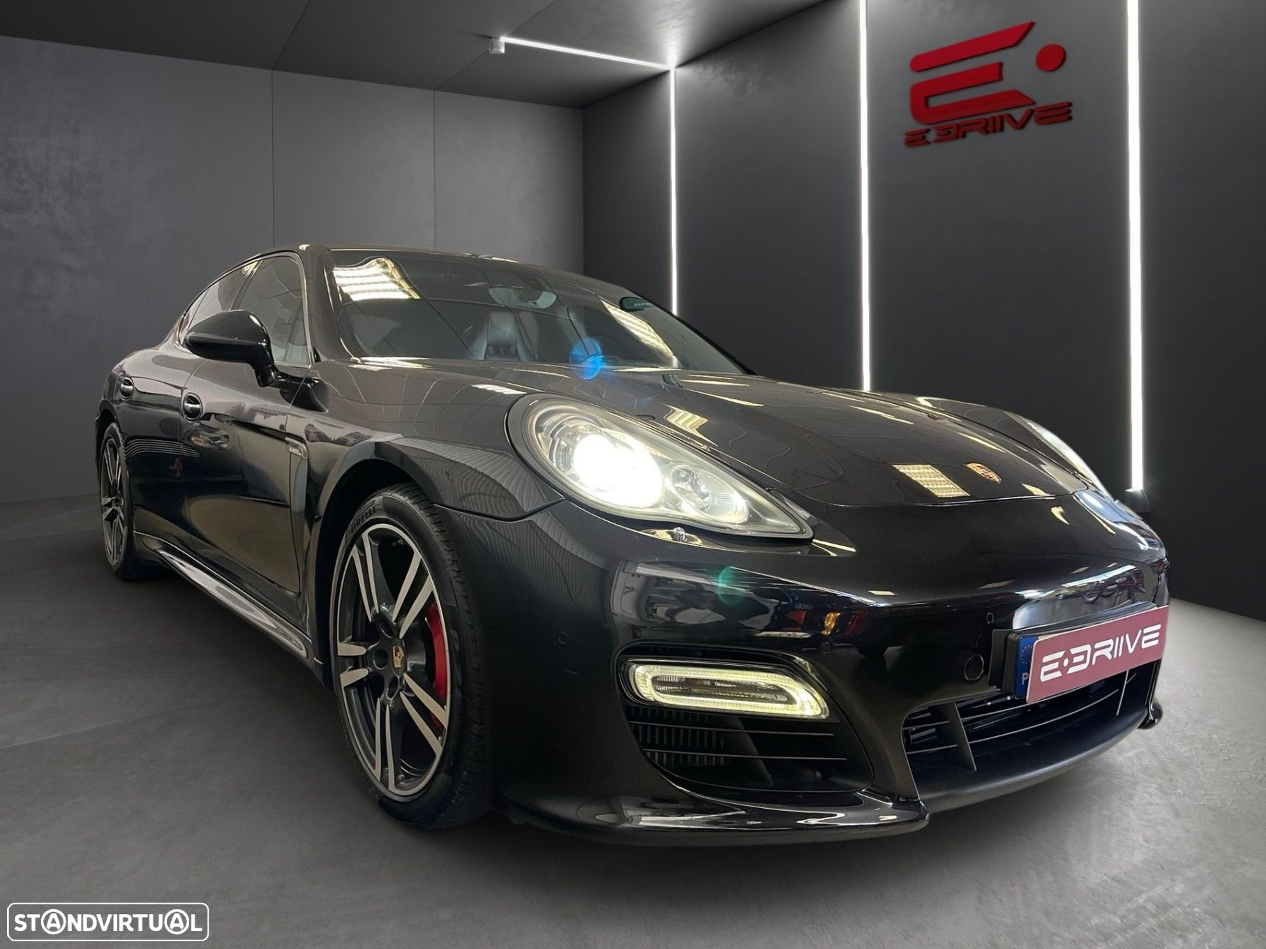 Porsche Panamera Turbo PDK - 2