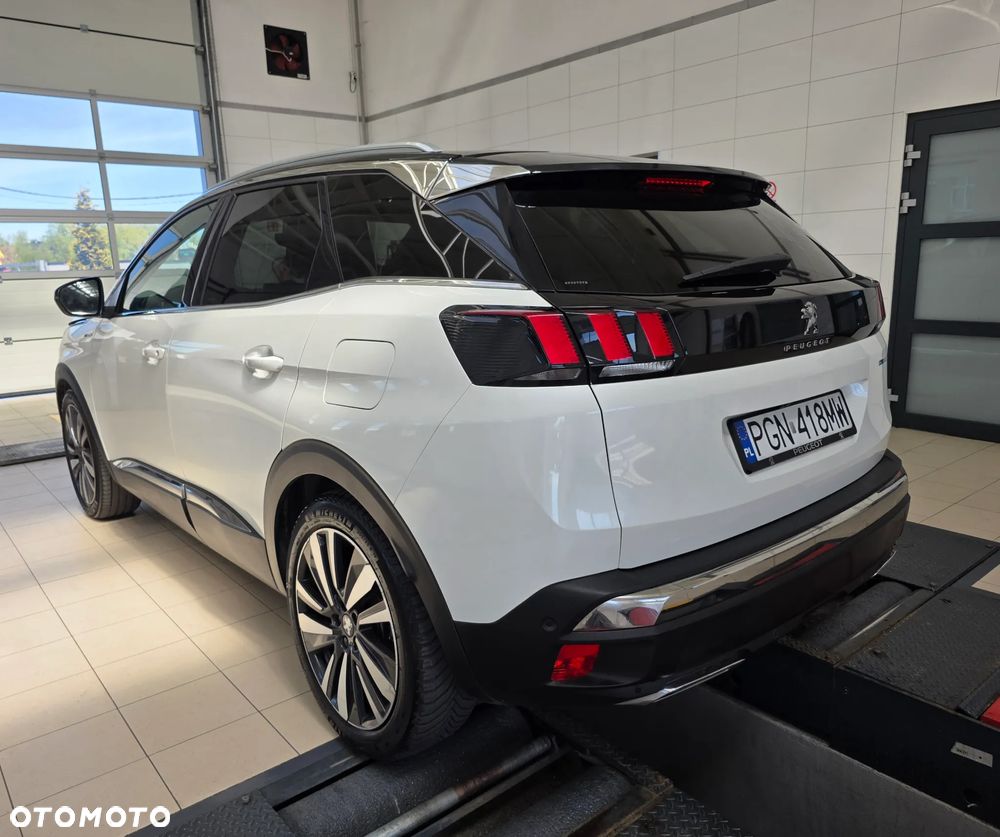 Peugeot 3008 1.6 PureTech Hybrid4 PHEV GT S&S EAT8 - 7
