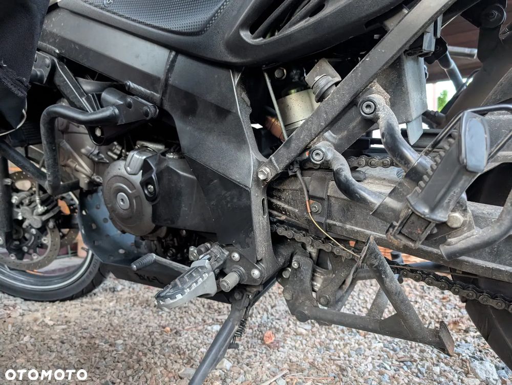 Suzuki V-STROM - 14