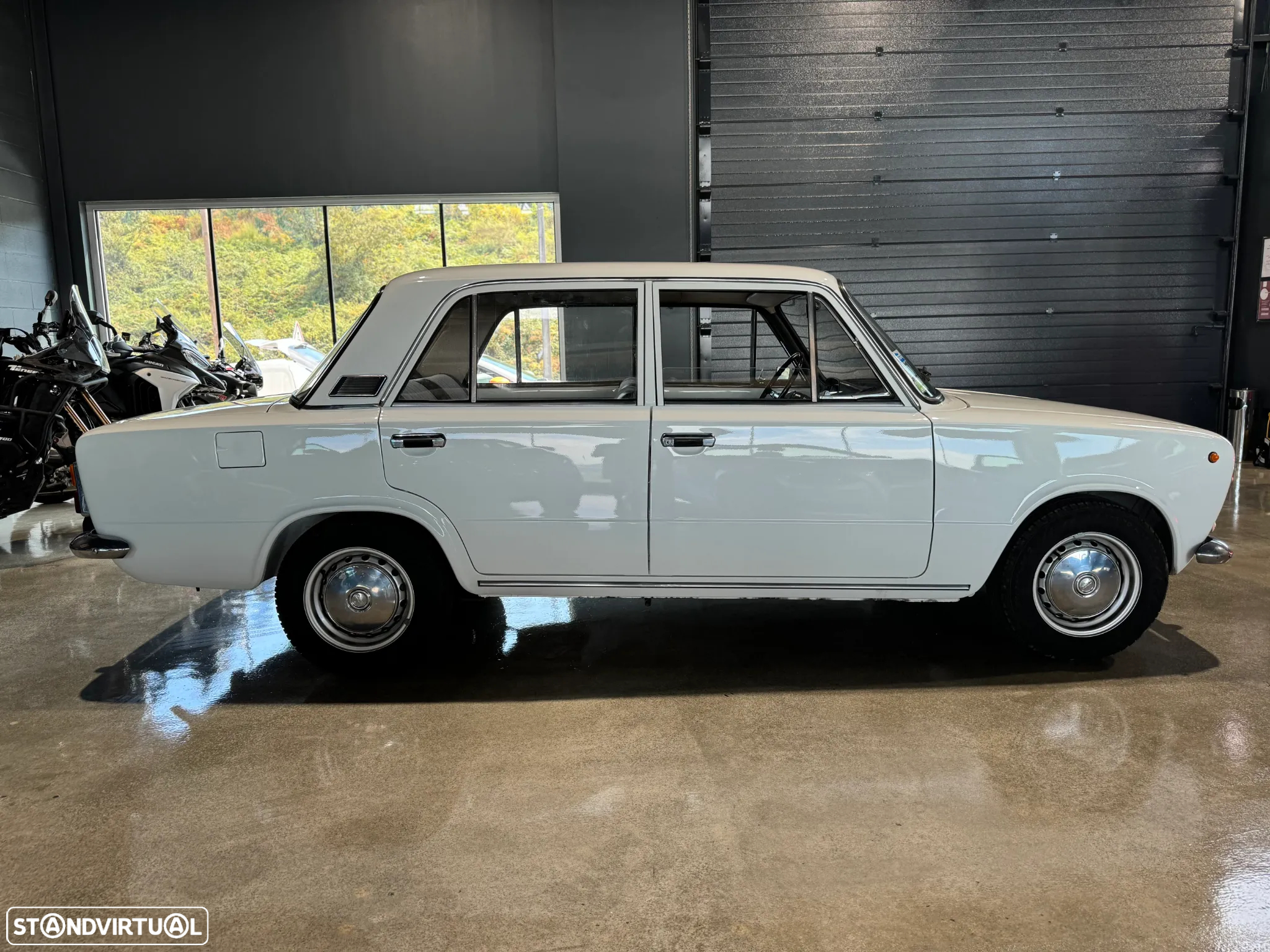 Fiat 124 - 21
