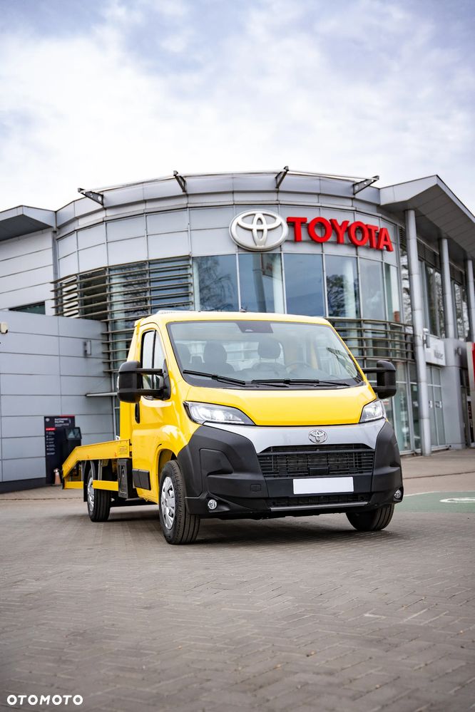 Toyota Proacemax - 36