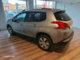 Peugeot 2008 - 10