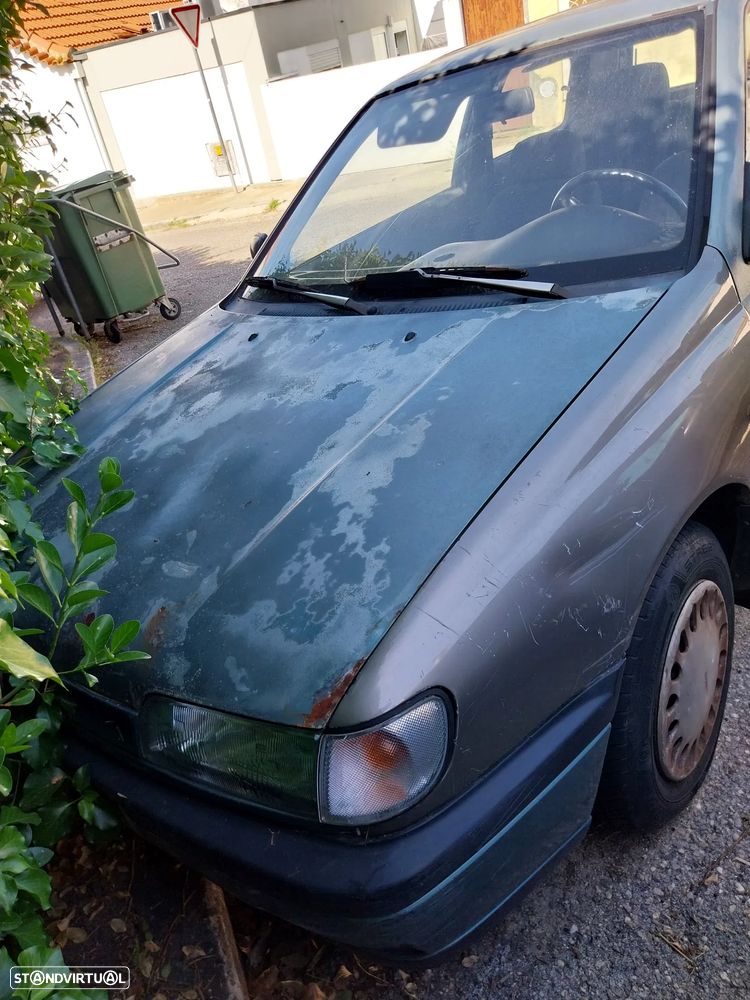 Nissan Sunny Hatchback 1.4 SLX - 4