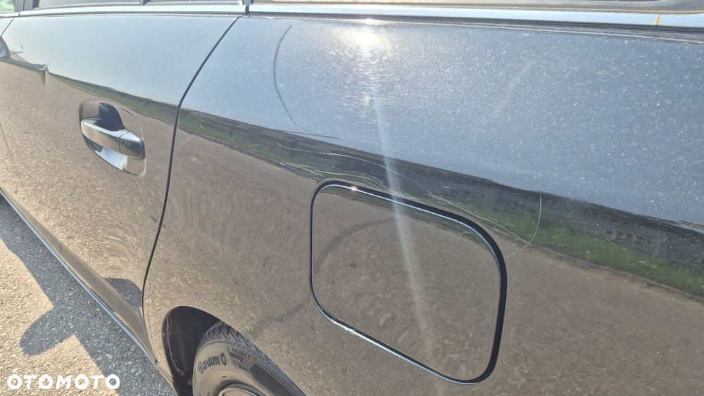 Toyota Avensis 2.0 D-4D Sol+NAVI - 22