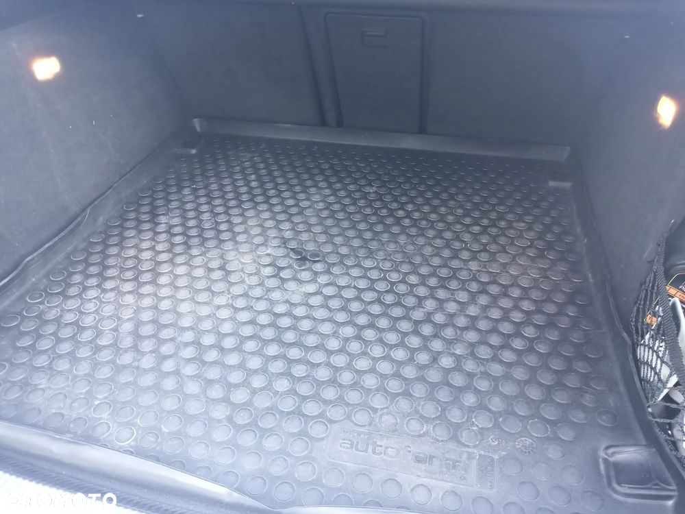Audi A4 2.0 TDI Quattro S tronic - 9