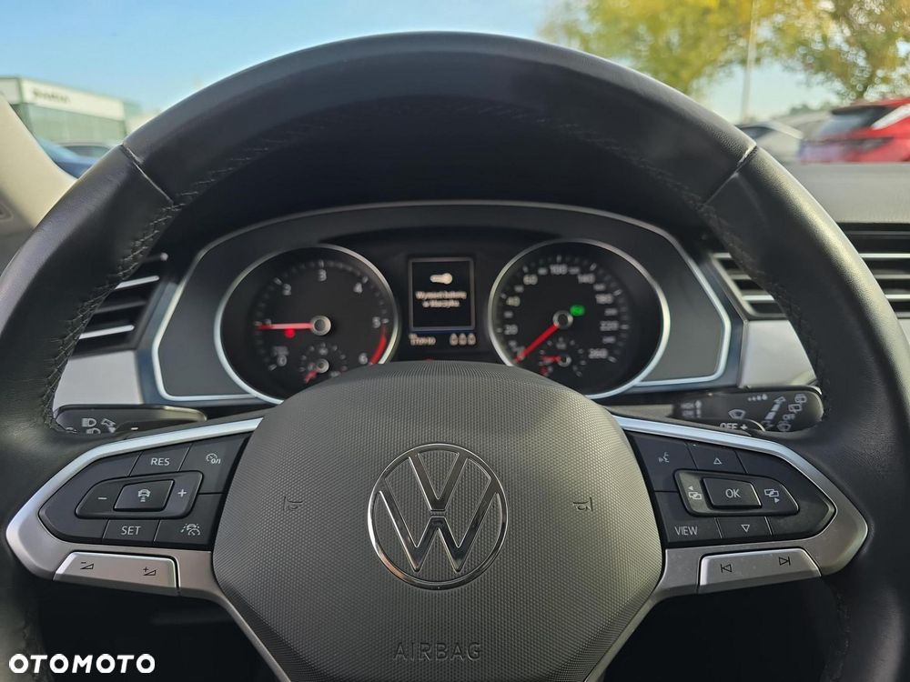 Volkswagen Passat Variant - 18