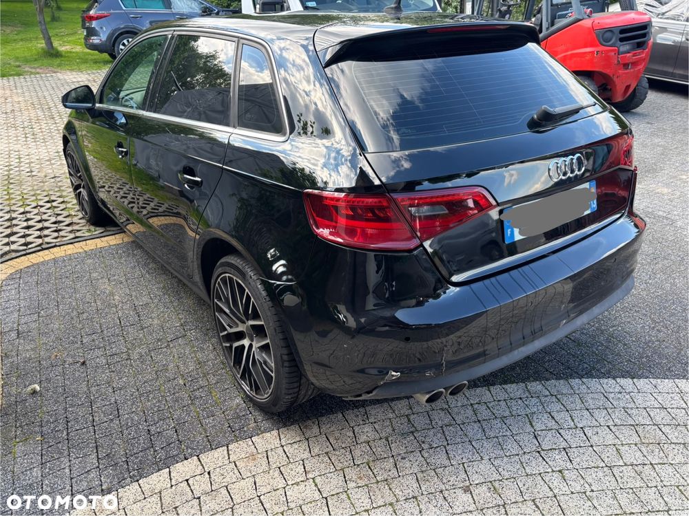 Audi A3 Sportback - 15