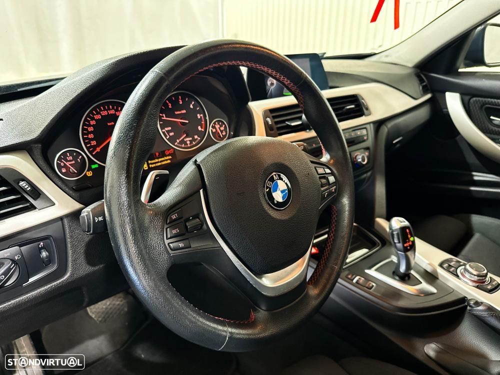 BMW 318 d Line Sport Shadow Auto - 18