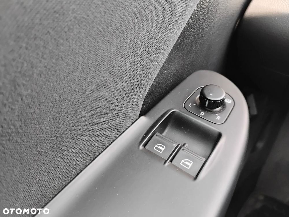 Volkswagen Passat 1.4 TSI Highline - 17
