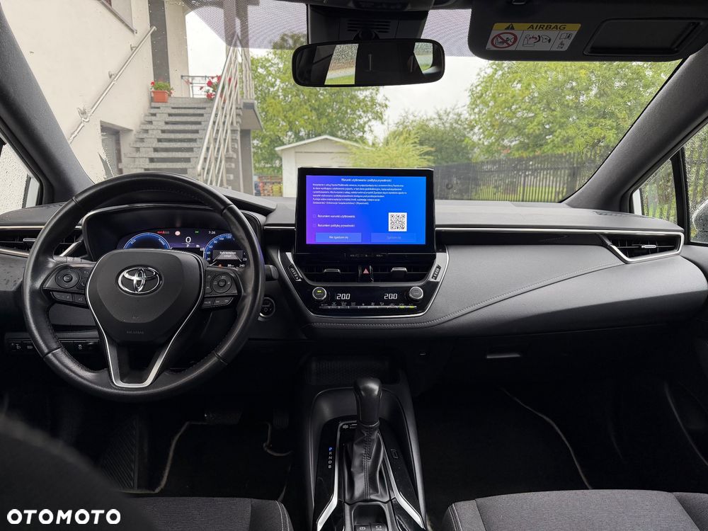 Toyota Corolla - 5