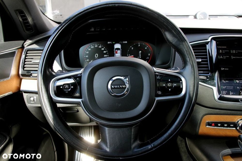 Volvo XC 90 D5 AWD Inscription - 15