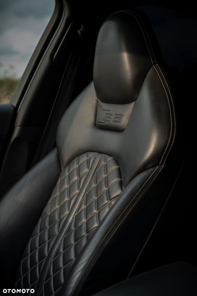 Audi S6 Limousine - 10