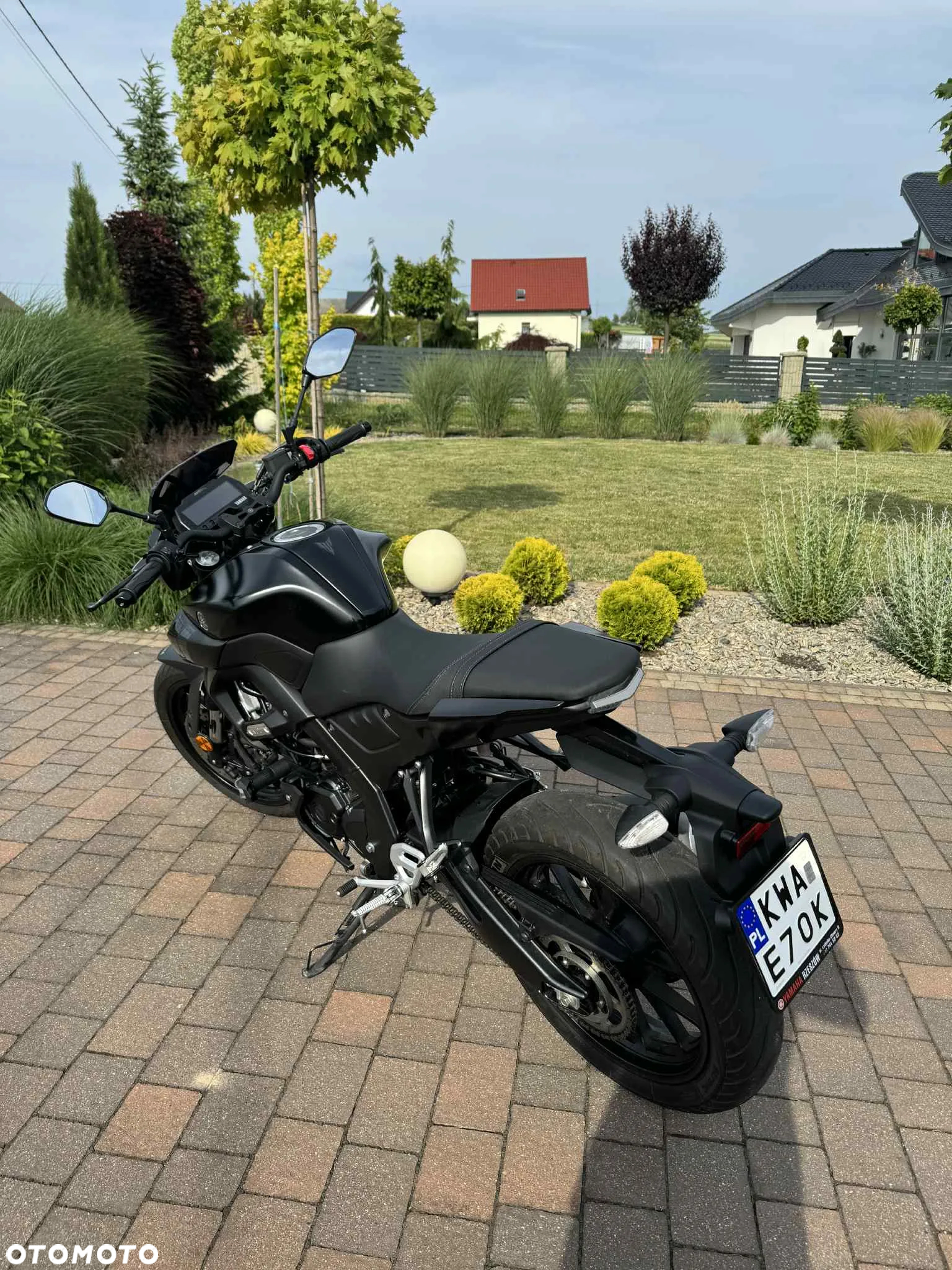 Yamaha MT - 7