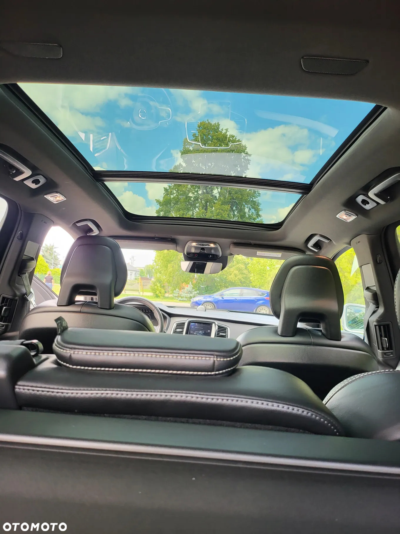 Volvo XC 90 D5 AWD R-Design - 16