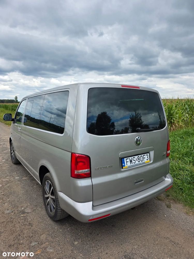 Volkswagen Multivan - 24