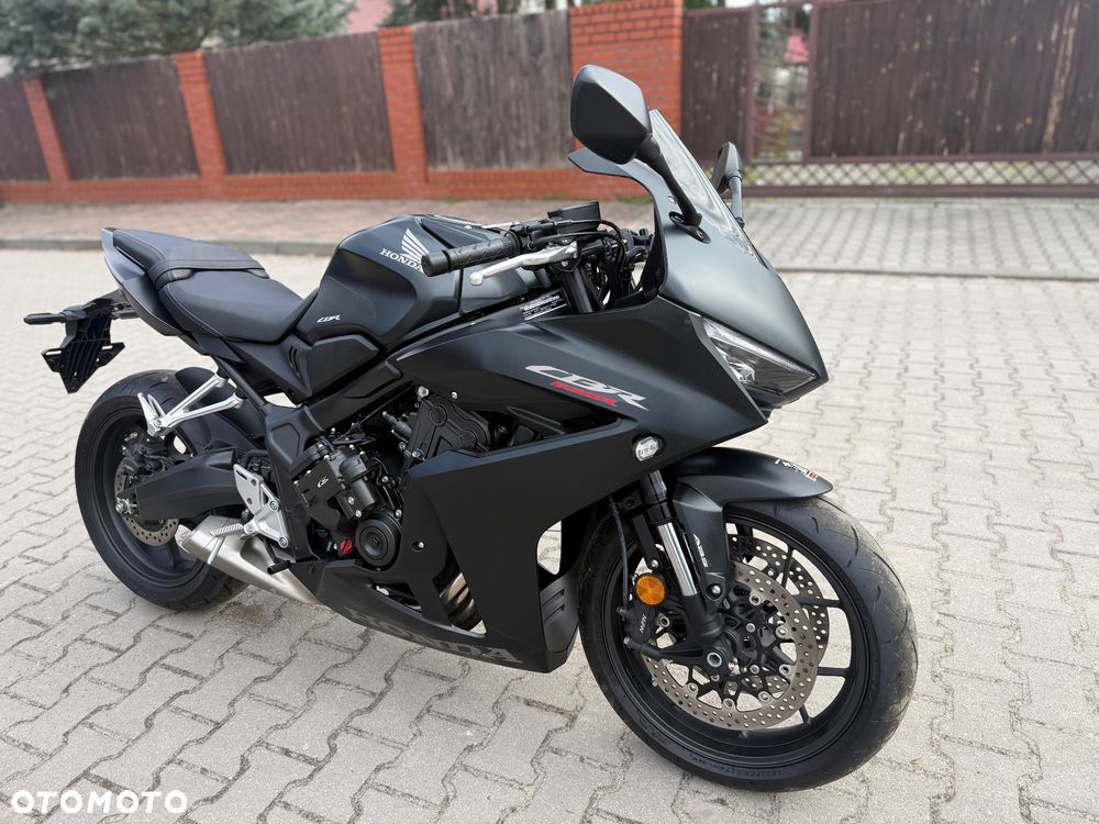 Honda CBR - 3