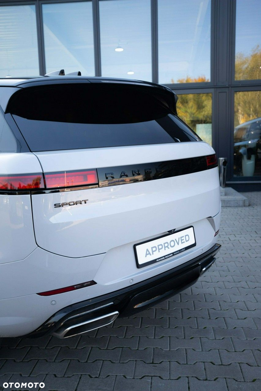 Land Rover Range Rover Sport - 12