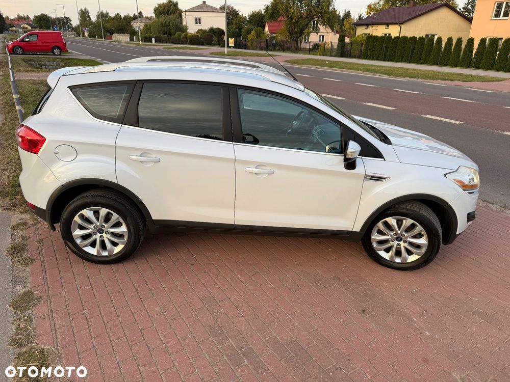 Ford Kuga 2.5 4x4 Titanium - 27