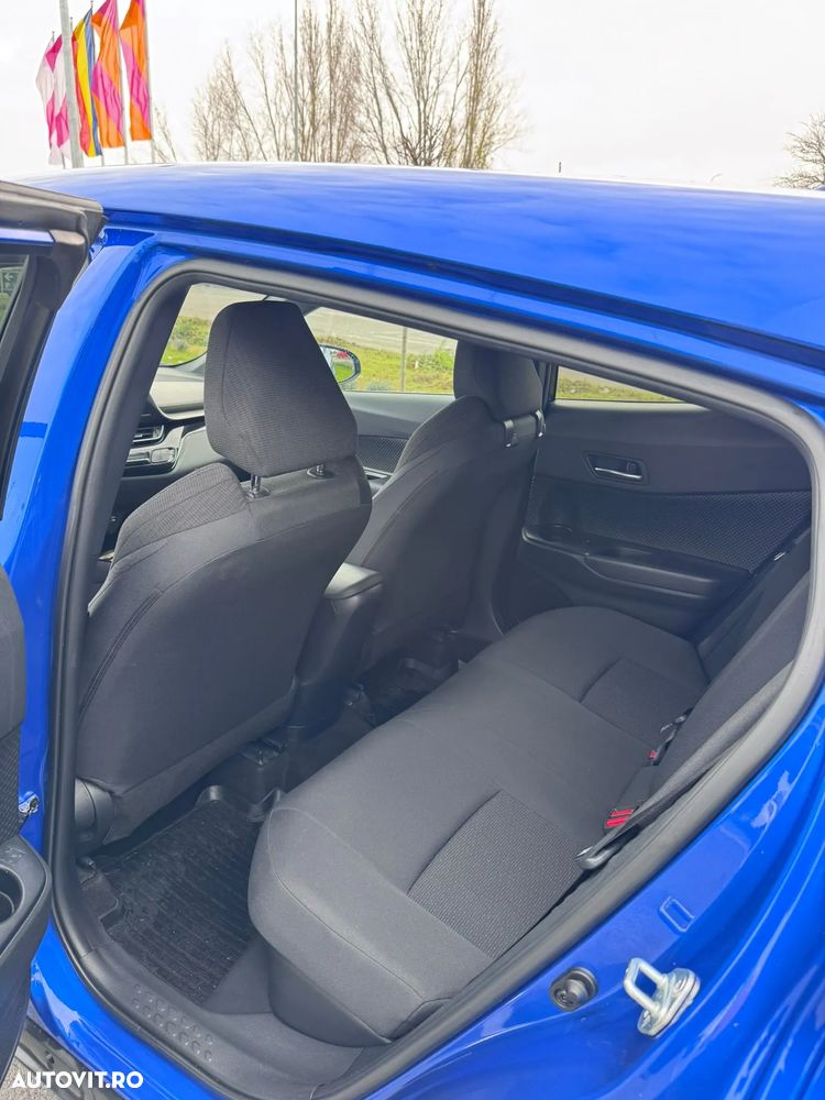 Toyota C-HR 1.8 HSD 122 CP 4x2 CVT C-lassy - 6