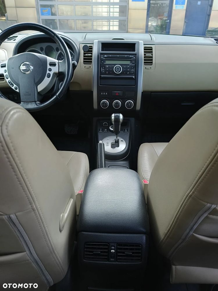 Nissan X-Trail 2.0 dCi LE - 14