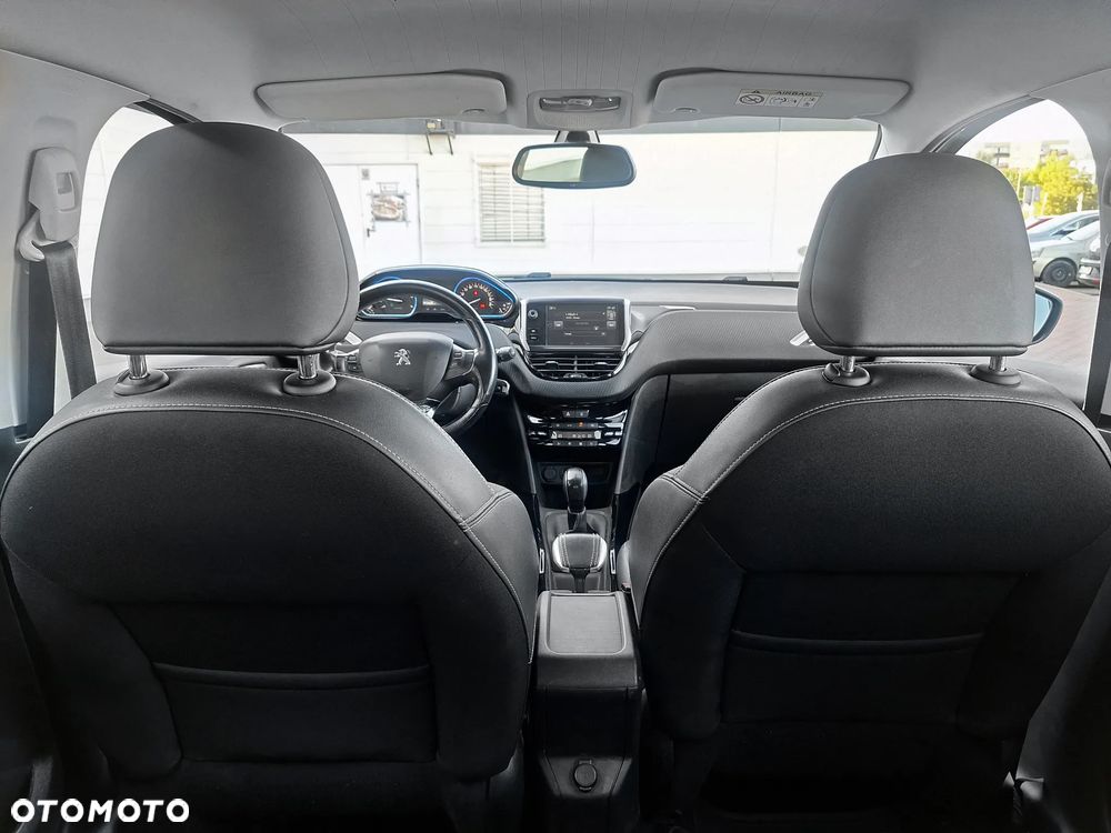 Peugeot 2008 1.6 BlueHDi Allure - 15