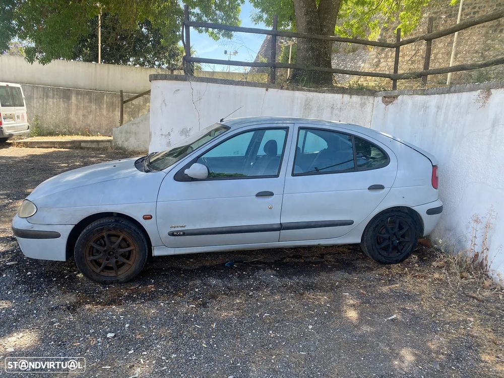 Renault Mégane 1.4 16V Sport AC - 2