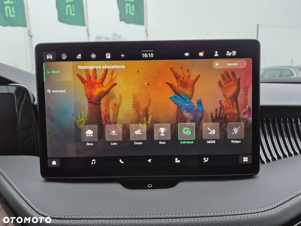 Skoda Superb 2.0 TDI SCR 4x4 L&K DSG - 32