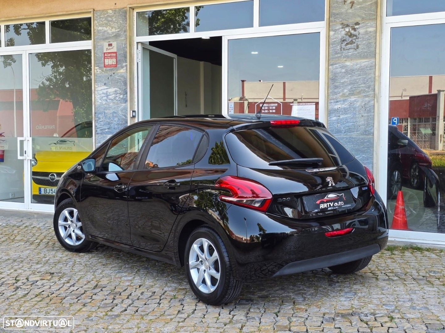 Peugeot 208 1.6 BlueHDi Active - 12