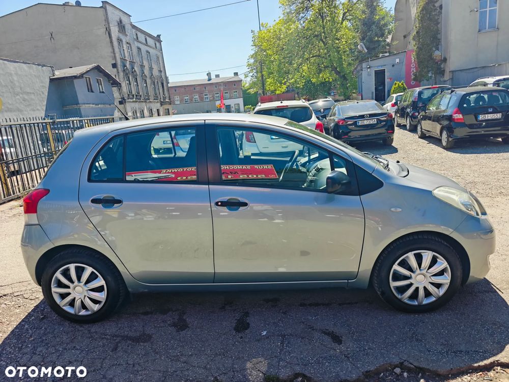 Toyota Yaris 1.33 Prestige - 31