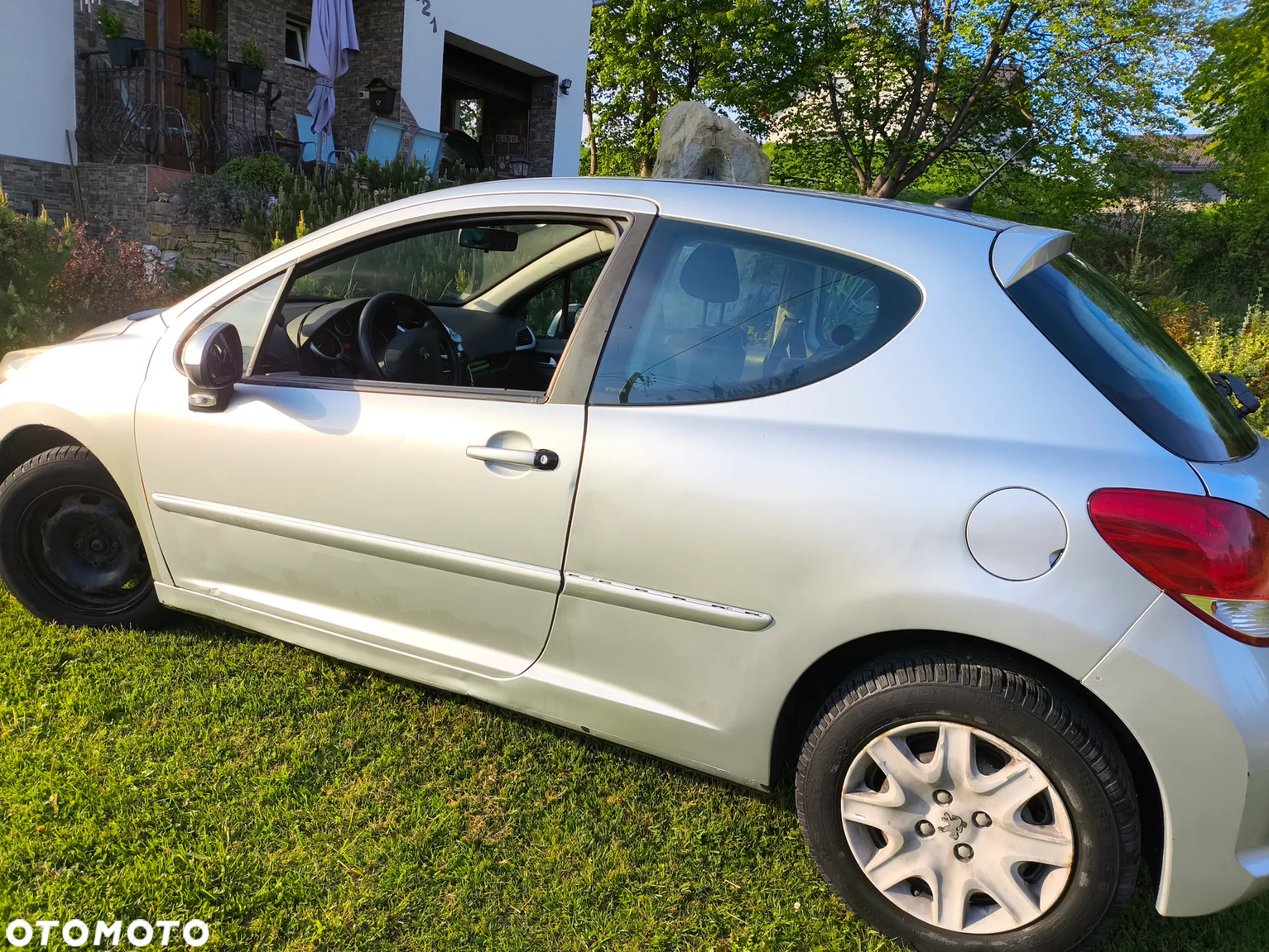 Peugeot 207 - 3
