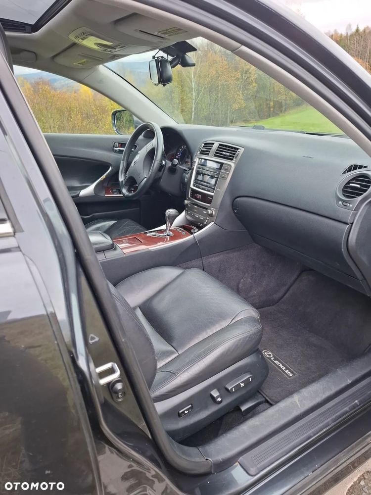 Lexus IS 250 - 15