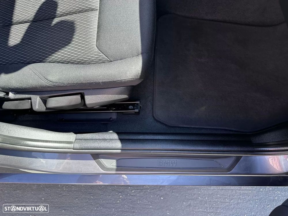 BMW 116 d Sport Line - 37