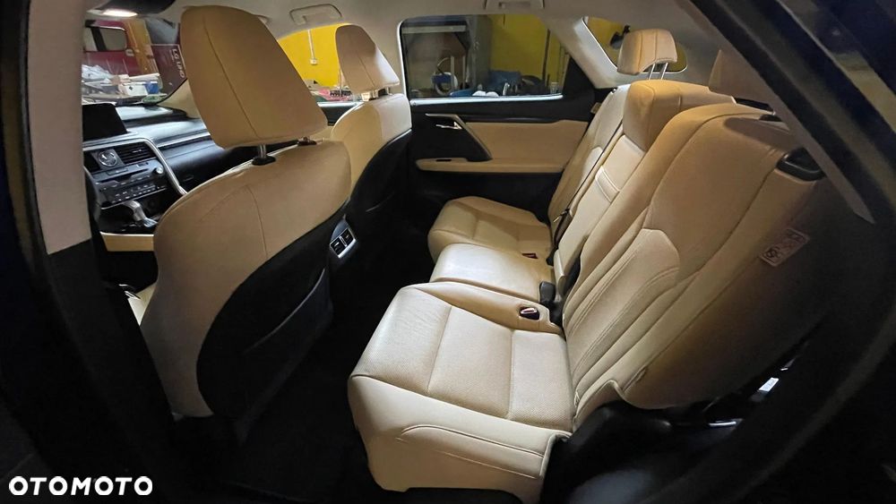 Lexus RX 450h L Business Edition + - 12