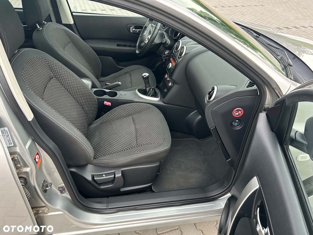 Nissan Qashqai+2 1.6 visia - 14