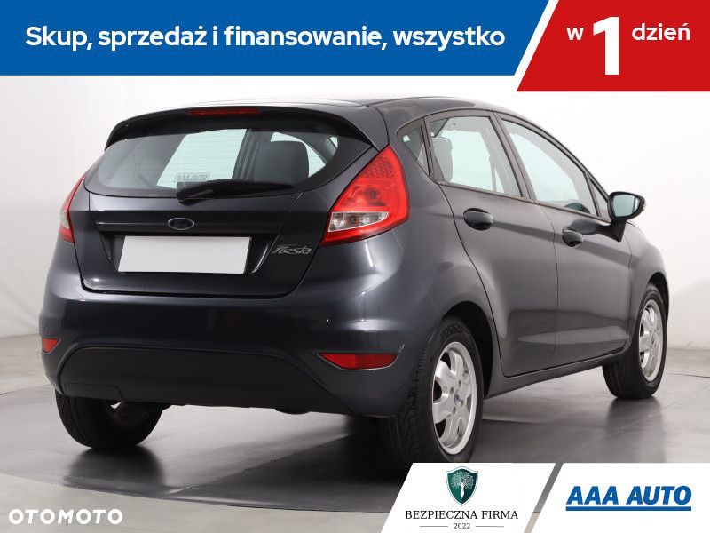 Ford Fiesta - 6