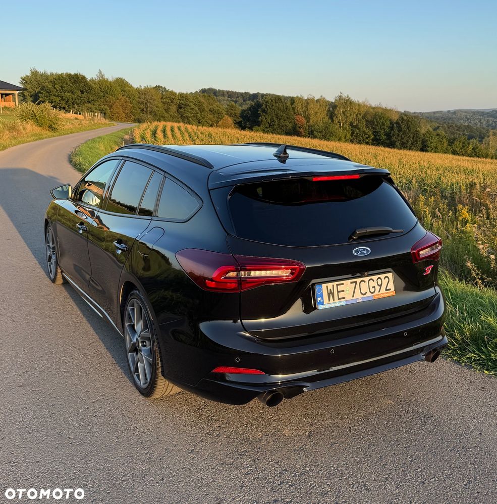 Ford Focus 2.3 EcoBoost ST X - 5