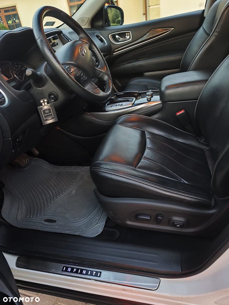 Infiniti QX60 - 9