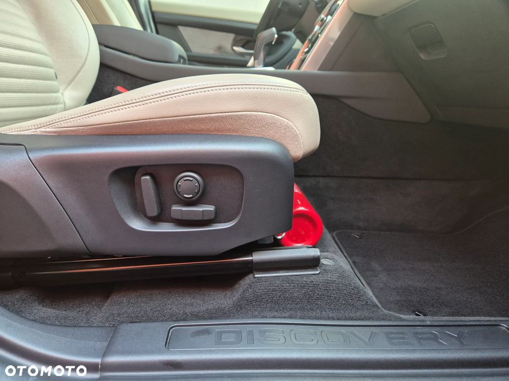 Land Rover Discovery Sport D150 - 27