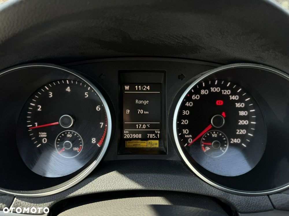 Volkswagen Golf - 16