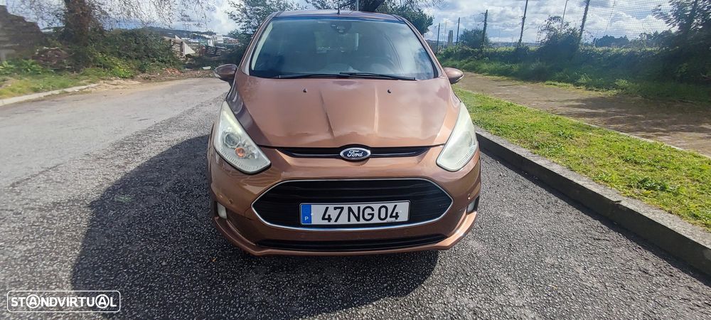 Ford B-Max 1.6 TDCi Titanium - 10