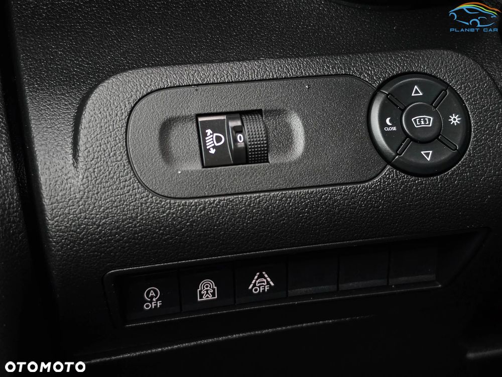 Citroën Berlingo M BlueHDi 130 SHINE - 32