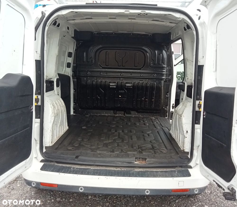Fiat Doblo - 8