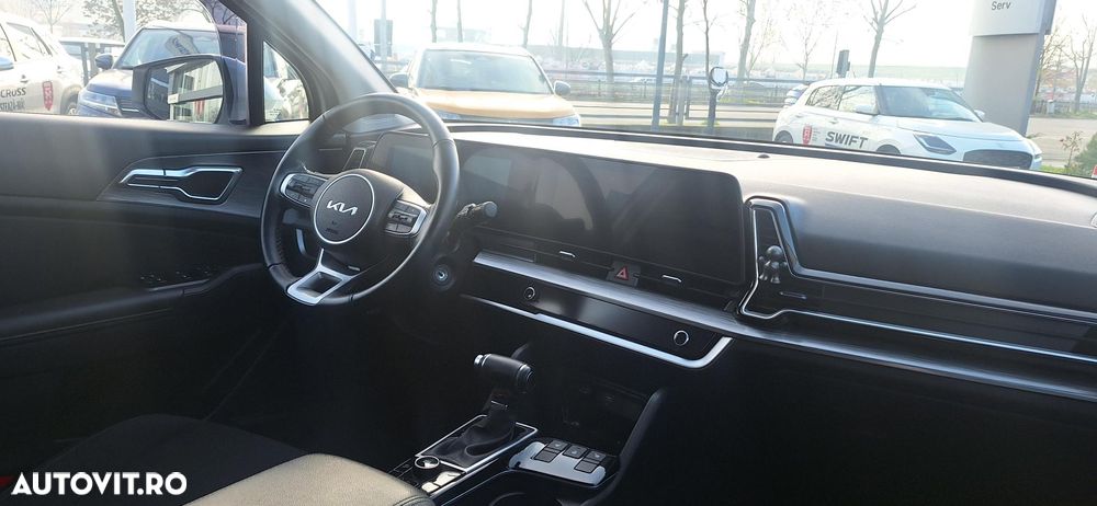 Kia Sportage 1.6 T-GDI 7DCT HP 4x2 MHEV Urban - 12