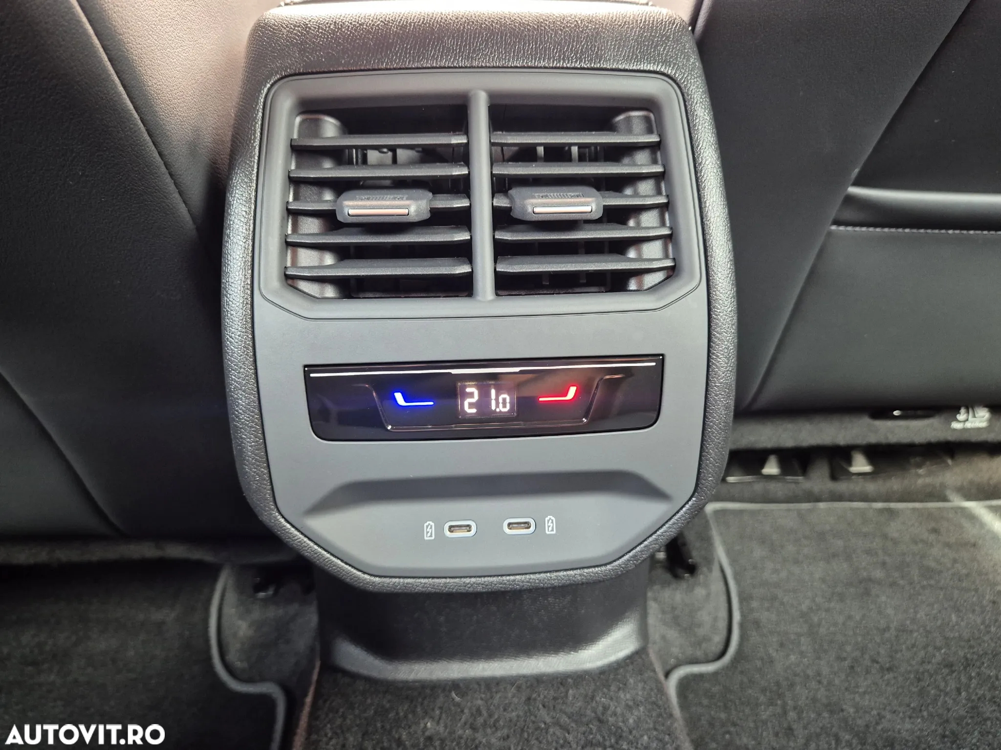 Cupra Formentor VZ 1.4 e-Hybrid DSG - 13