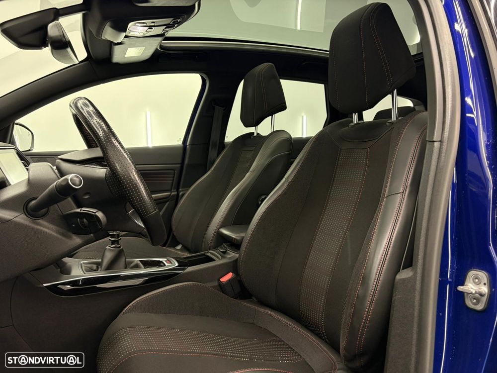 Peugeot 308 1.2 PureTech GT Line - 16