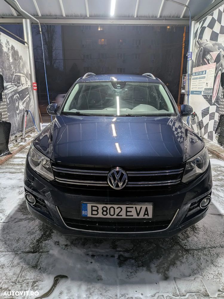 Volkswagen Tiguan 2.0 TDI DPF BlueMotion Technology Trend & Fun - 10