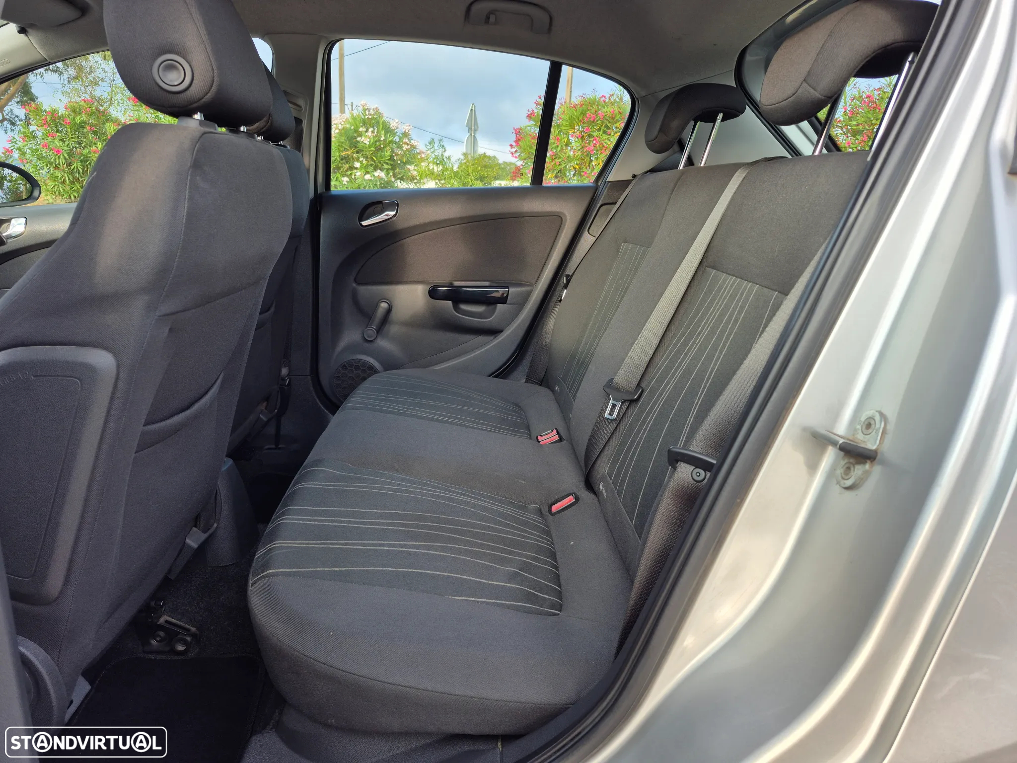 Opel Corsa 1.2 Enjoy - 13