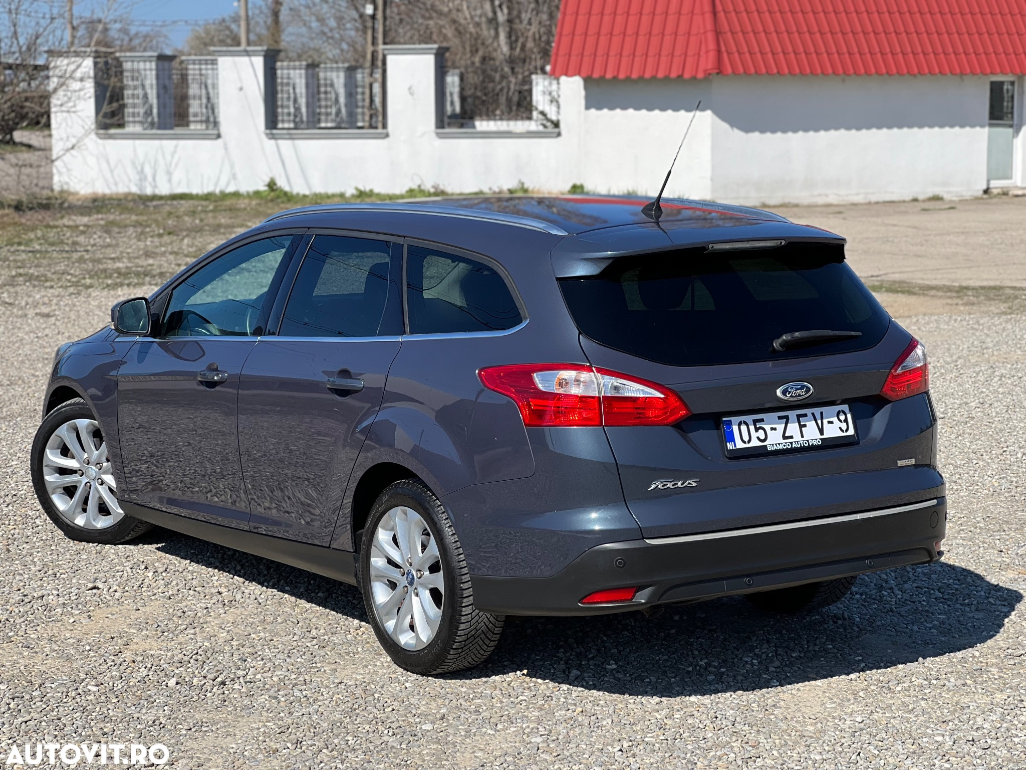 Ford Focus 1.6 TDCi ECOnetic 88g Start-Stopp-System Titanium - 3