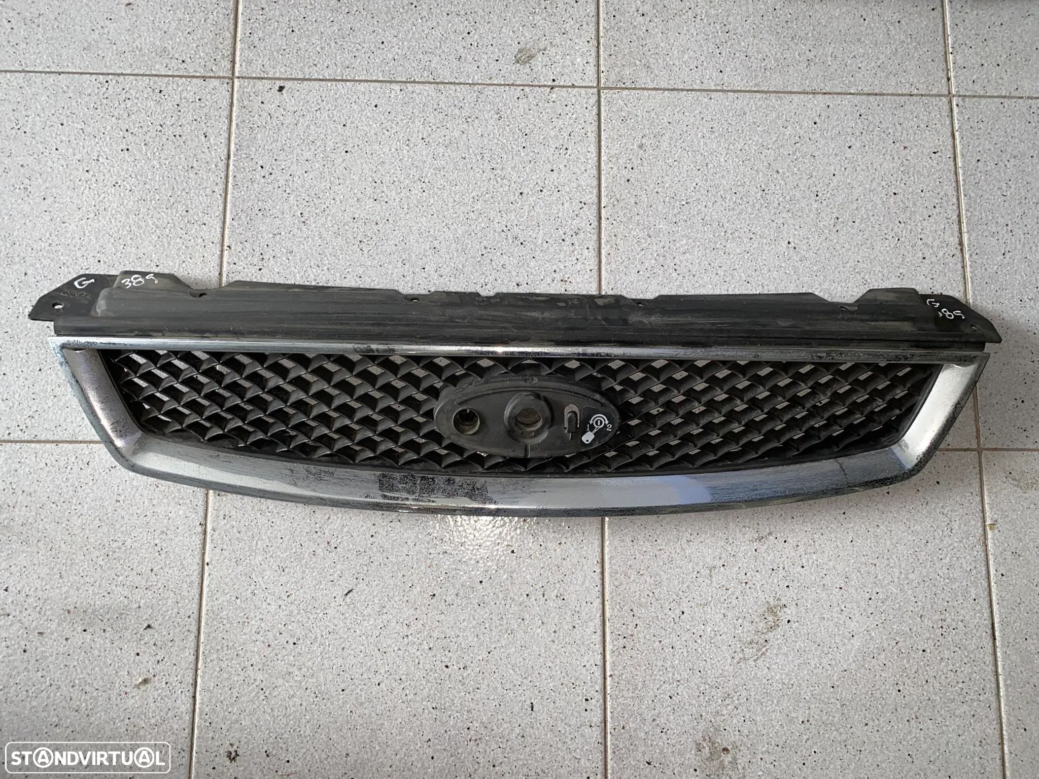 Grelha Frontal Ford Focus - 2004 / 2011 - G389 - 1