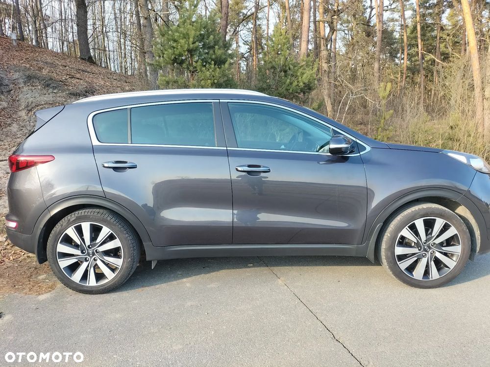Kia Sportage 1.7 CRDI 2WD Spirit - 2
